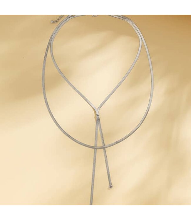 With a Twist Choker