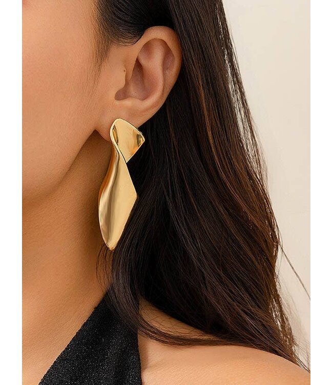 Flutter Drop Earring