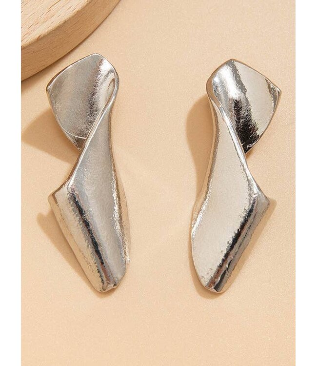 Flutter Drop Earring