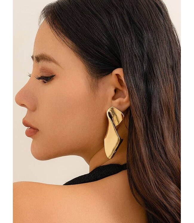 Flutter Drop Earring