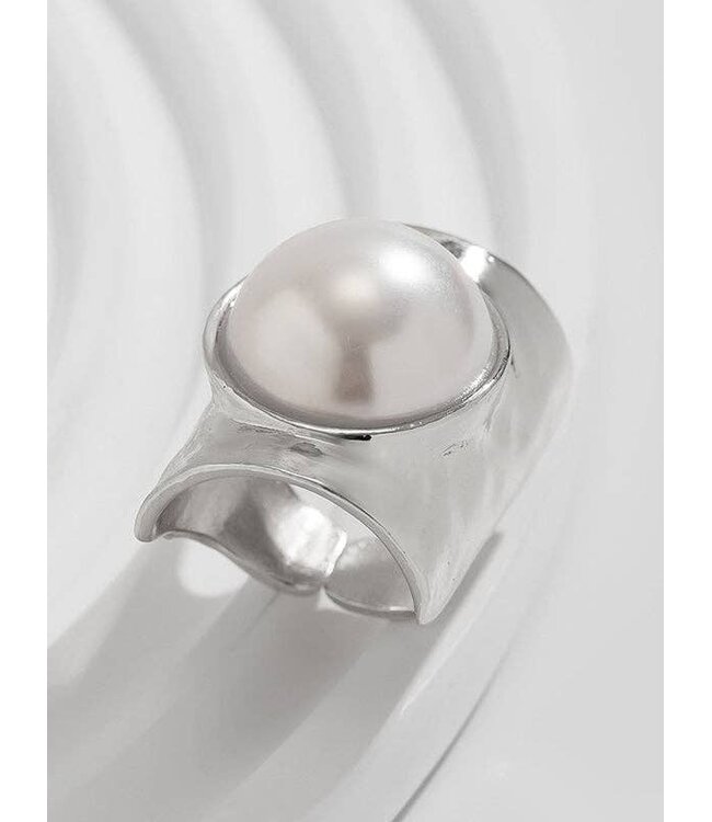 Stop and Stare Ring