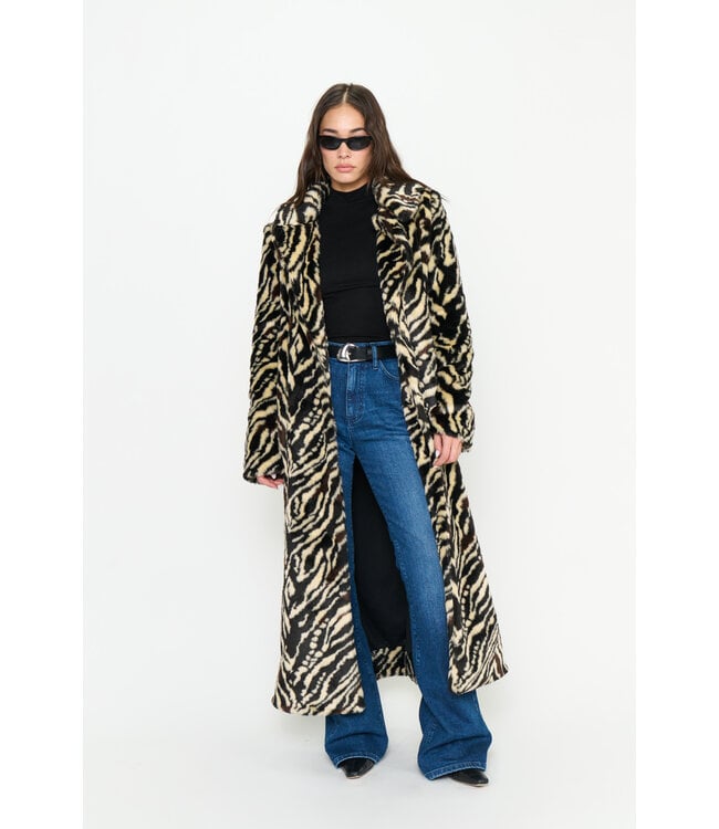 Show Me Your Mumu Miss Cindy Overcoat