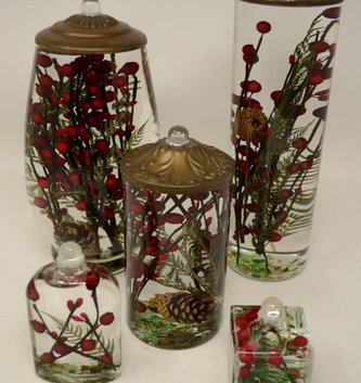 Red Berry Fern Lifetime Oil Candle (5 Sizes)