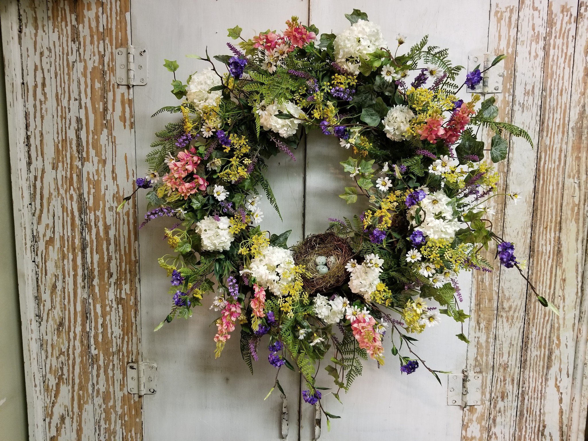 How to make a beautiful spring wreath