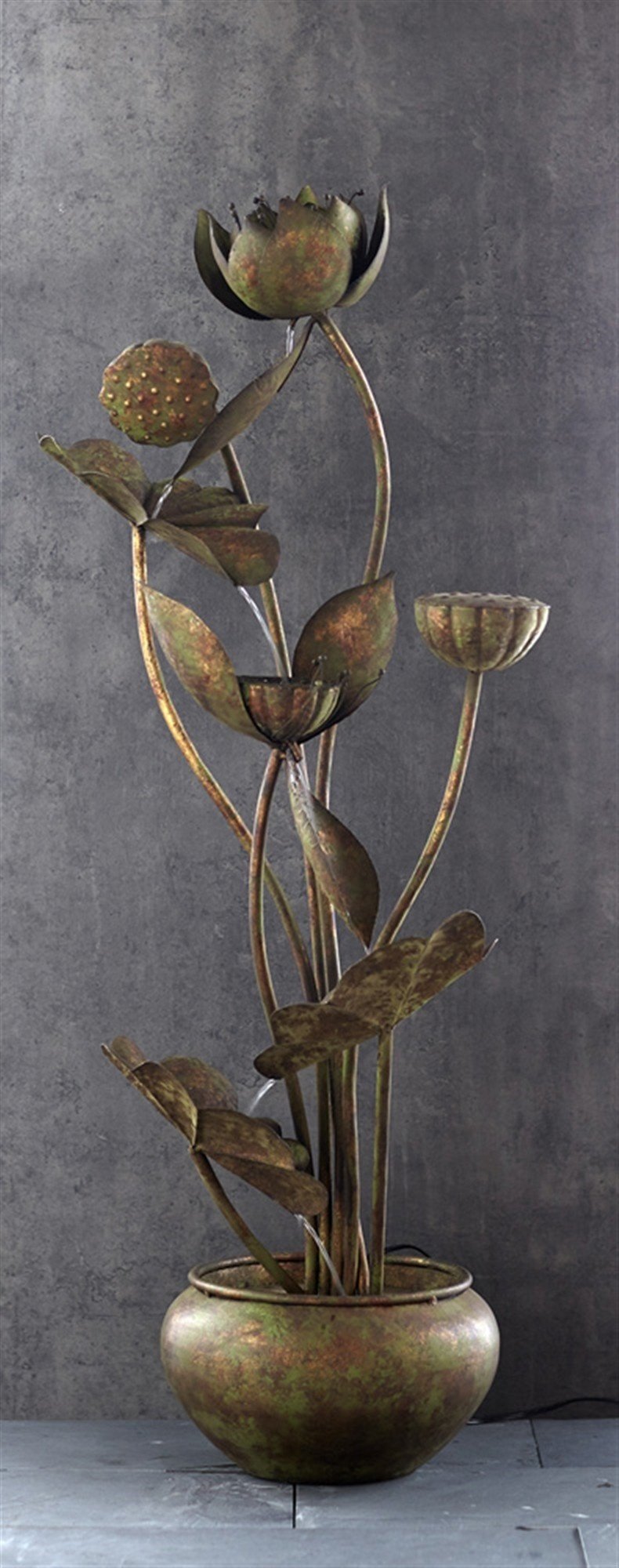 Large Lotus Leaf Fountain