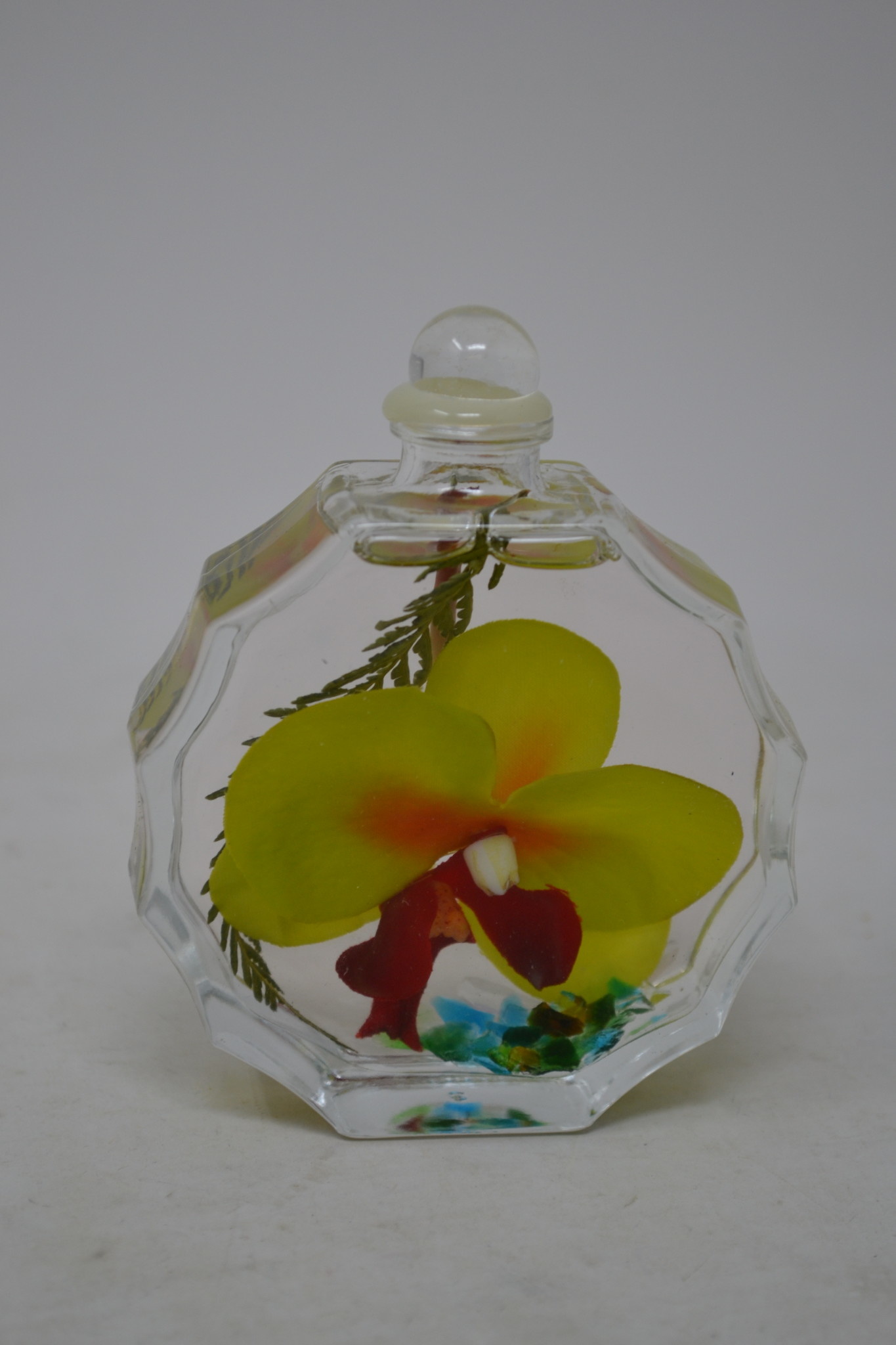 Sunburst Orchid Lifetime Oil Candle (2 Colors)