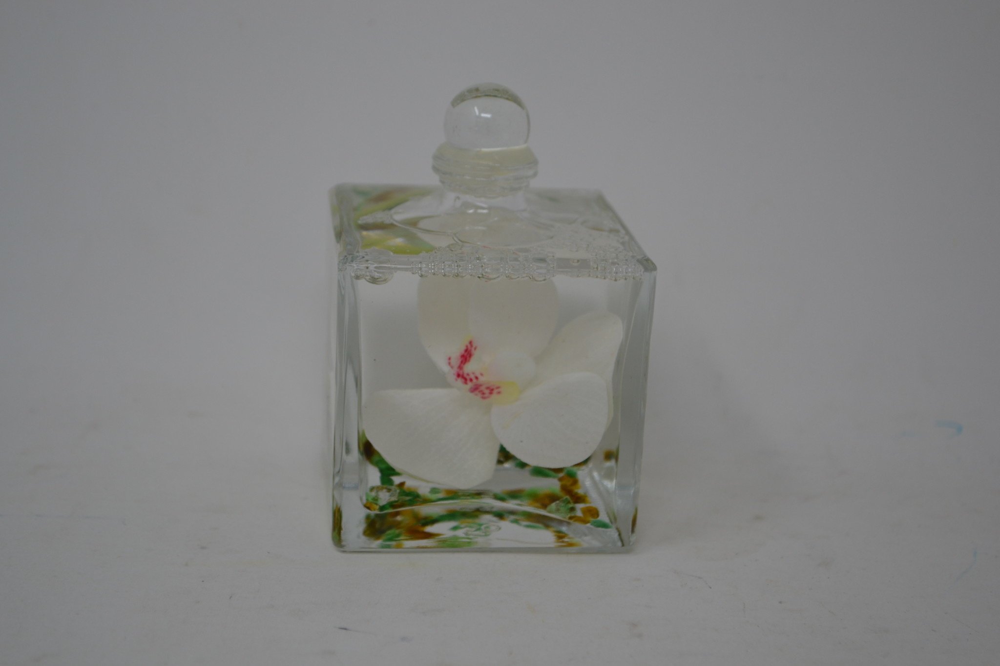 White Orchid Cube Lifetime Oil Candle (2 Styles)