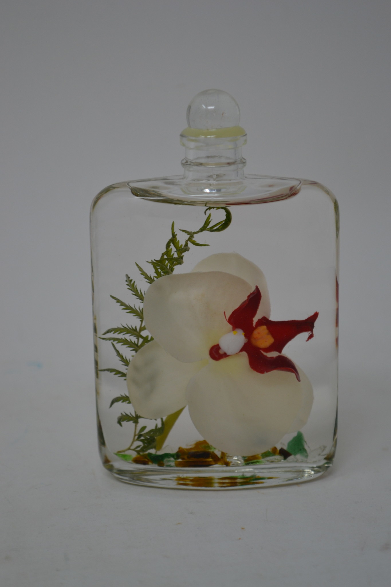 White Orchid Flask Vase Lifetime Oil Candle