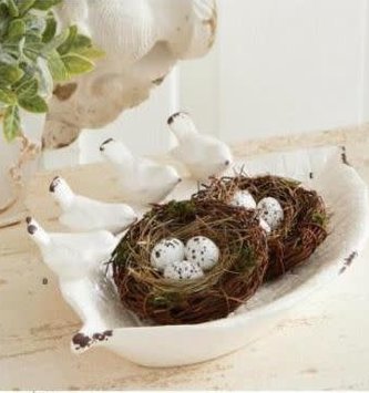 Ceramic Leaf Bowl with Four Birds