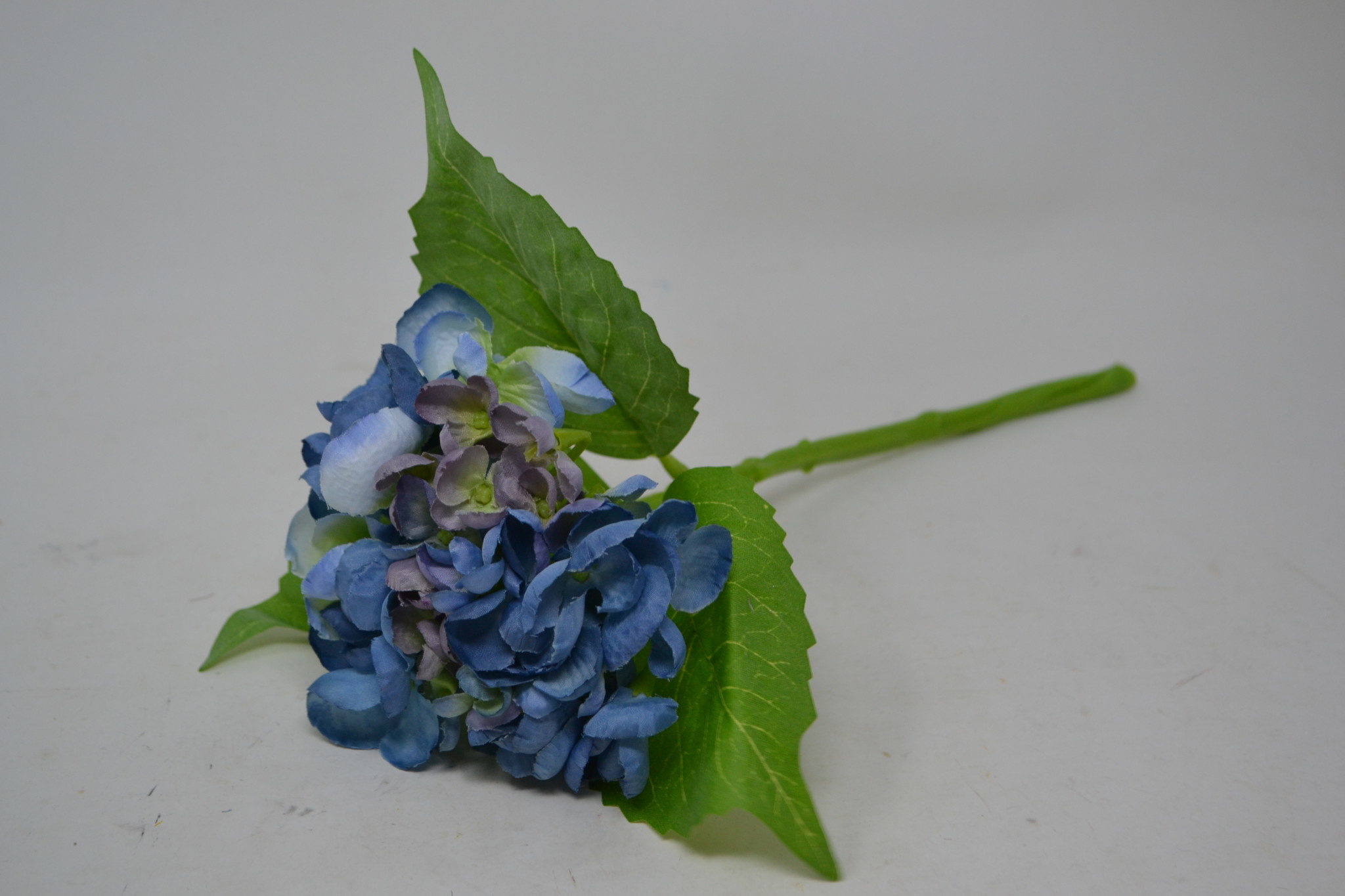 13" Hydrangea Bloom Stem (5-Colors)