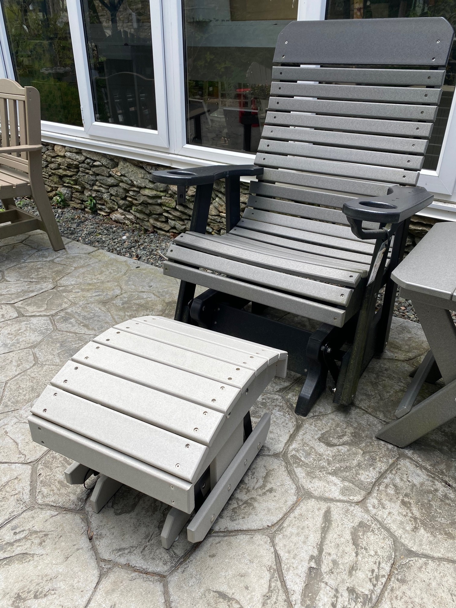 Outdoor sales glider ottoman