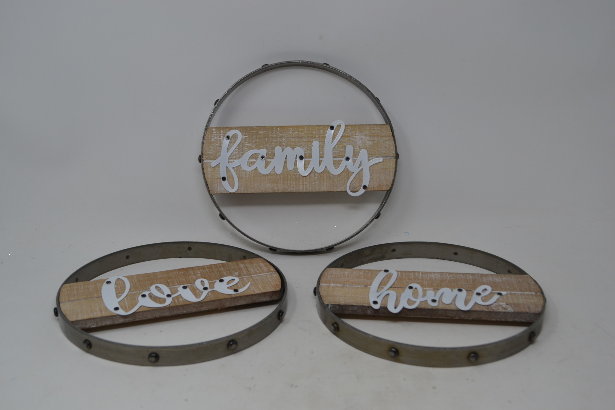 Round Wood and Tin Word Sign (3-Styles)