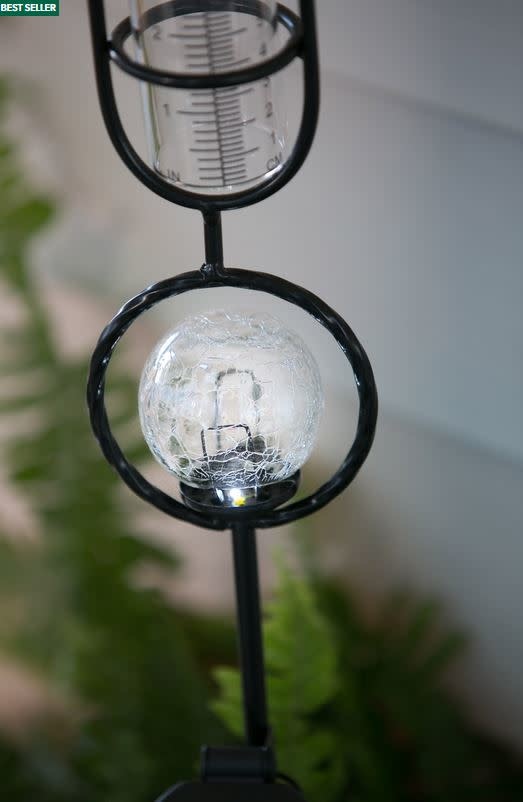 Crackle Ball Solar Rain Gauge Stake