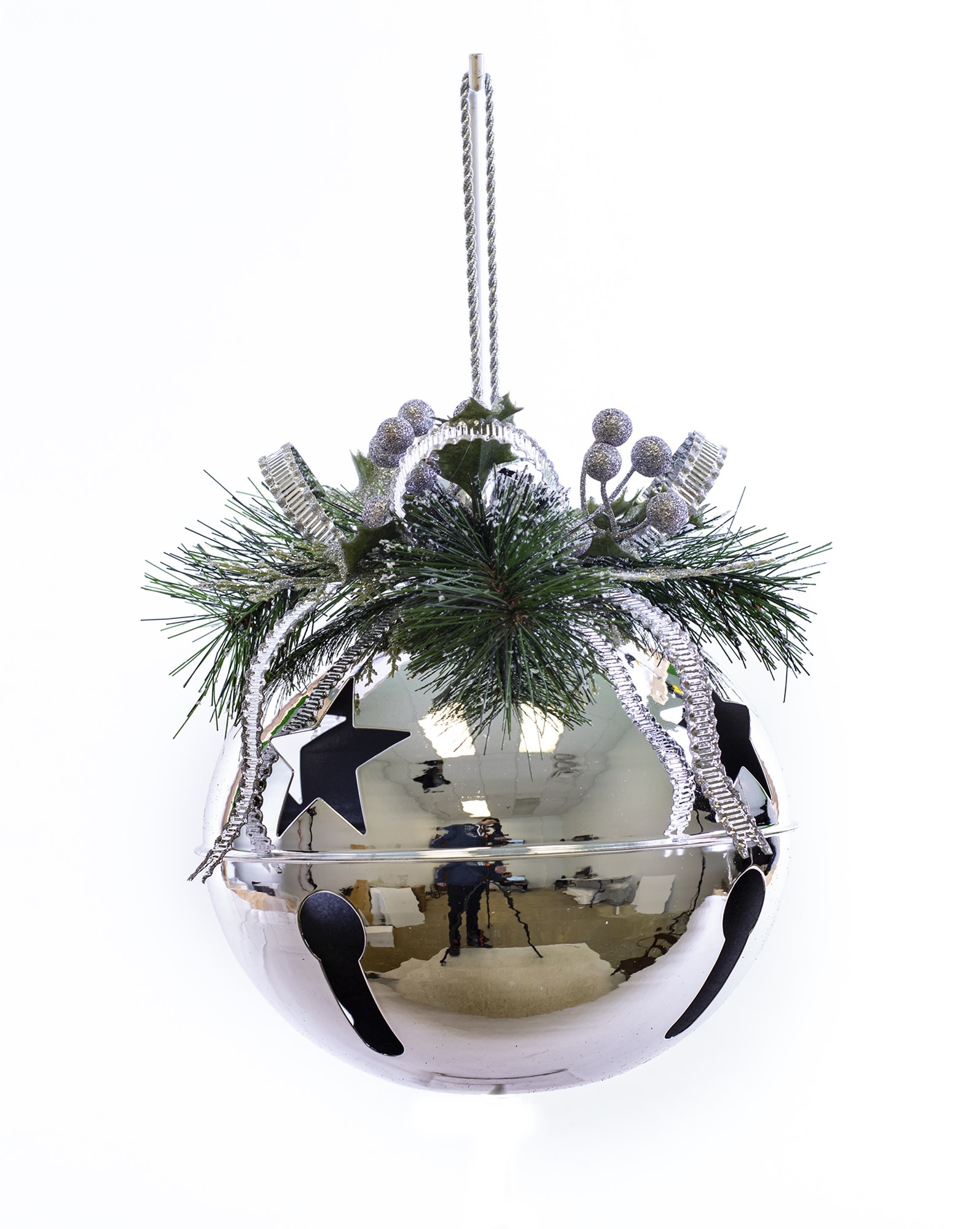 Hanging Elegant Jingle Bell Kissing Ball