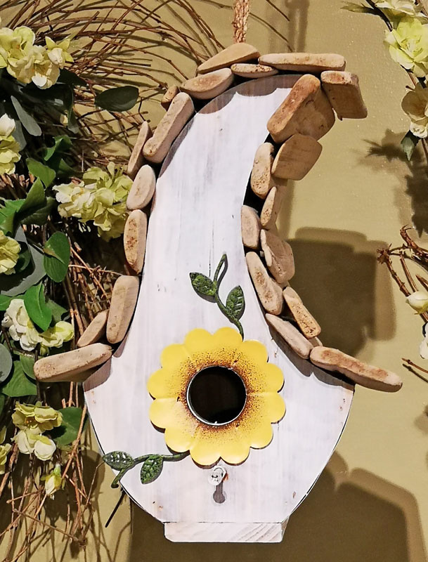 Driftwood Flower Birdhouse (2-Colors)