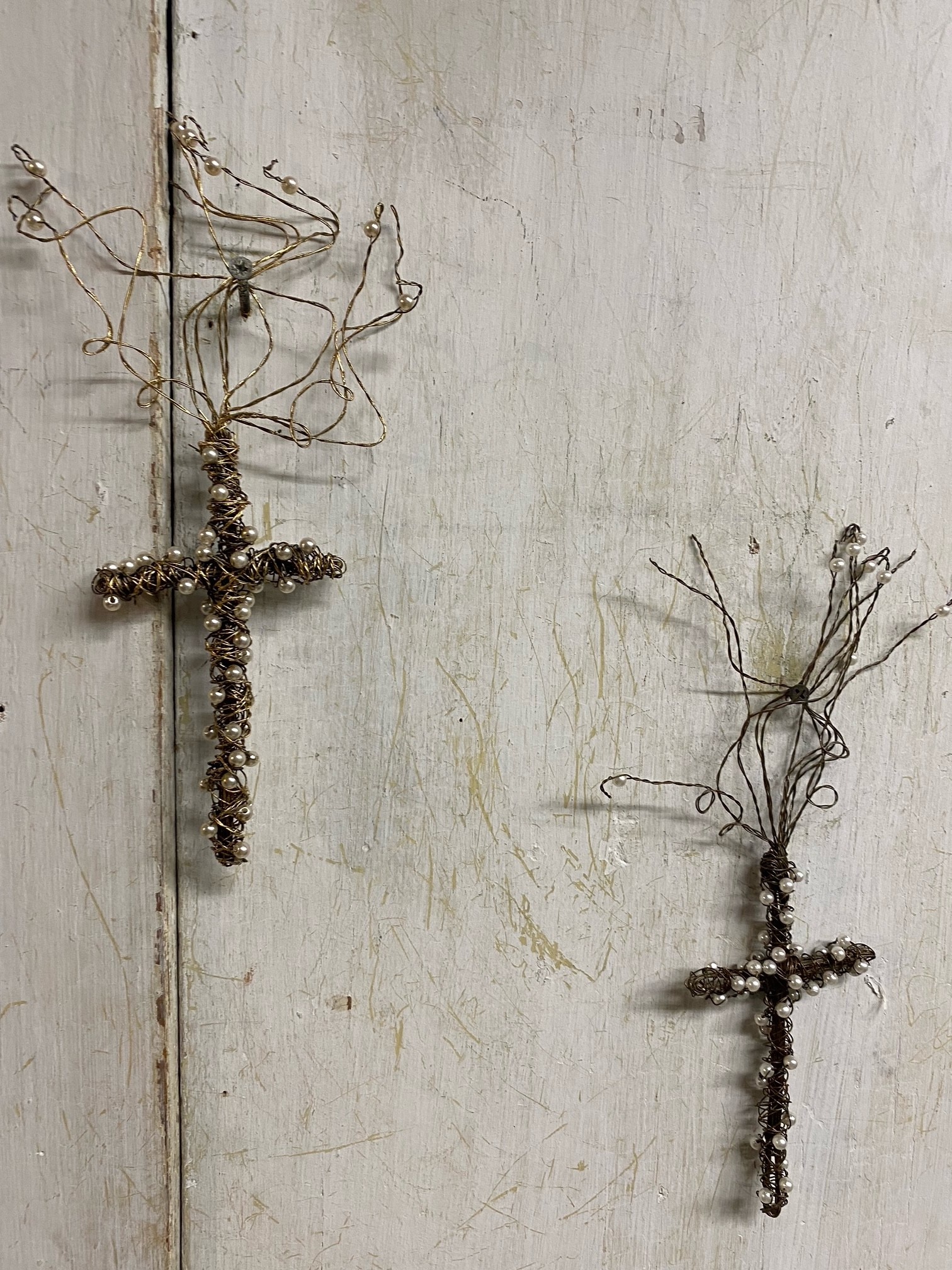 Twisted Wire Cross w/ Pearls Ornament (2-Styles)