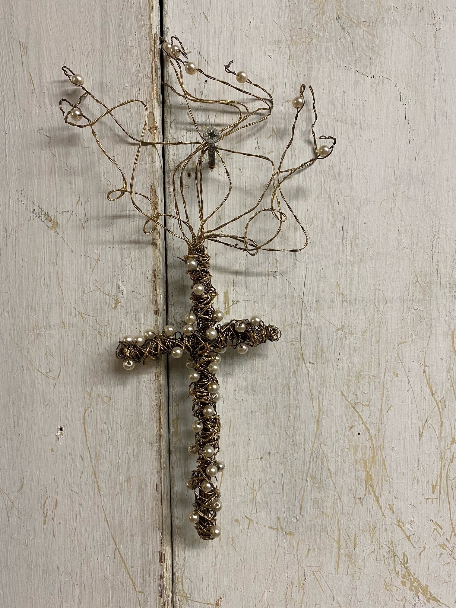 Twisted Wire Cross w/ Pearls Ornament (2-Styles)