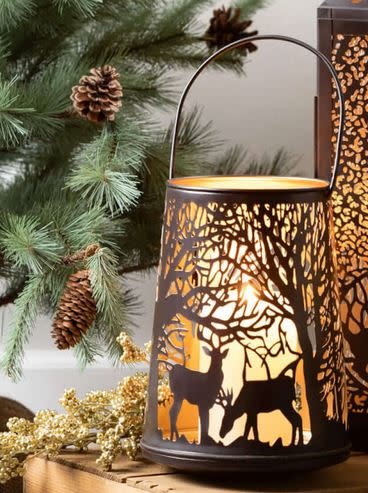 Cut-Out Metal Deer Scene Lantern