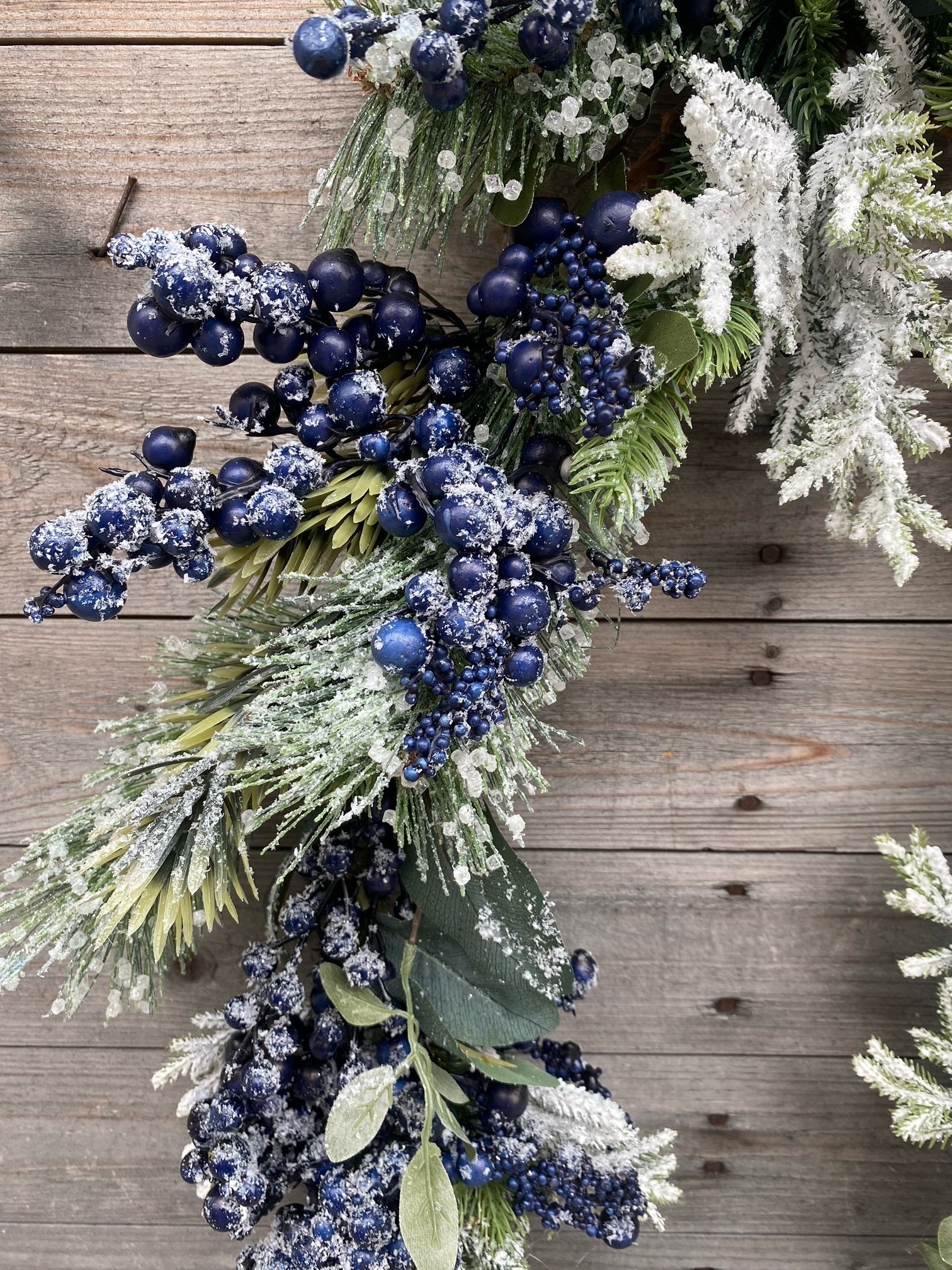 5.5-Ft Snowy Blueberry Garland