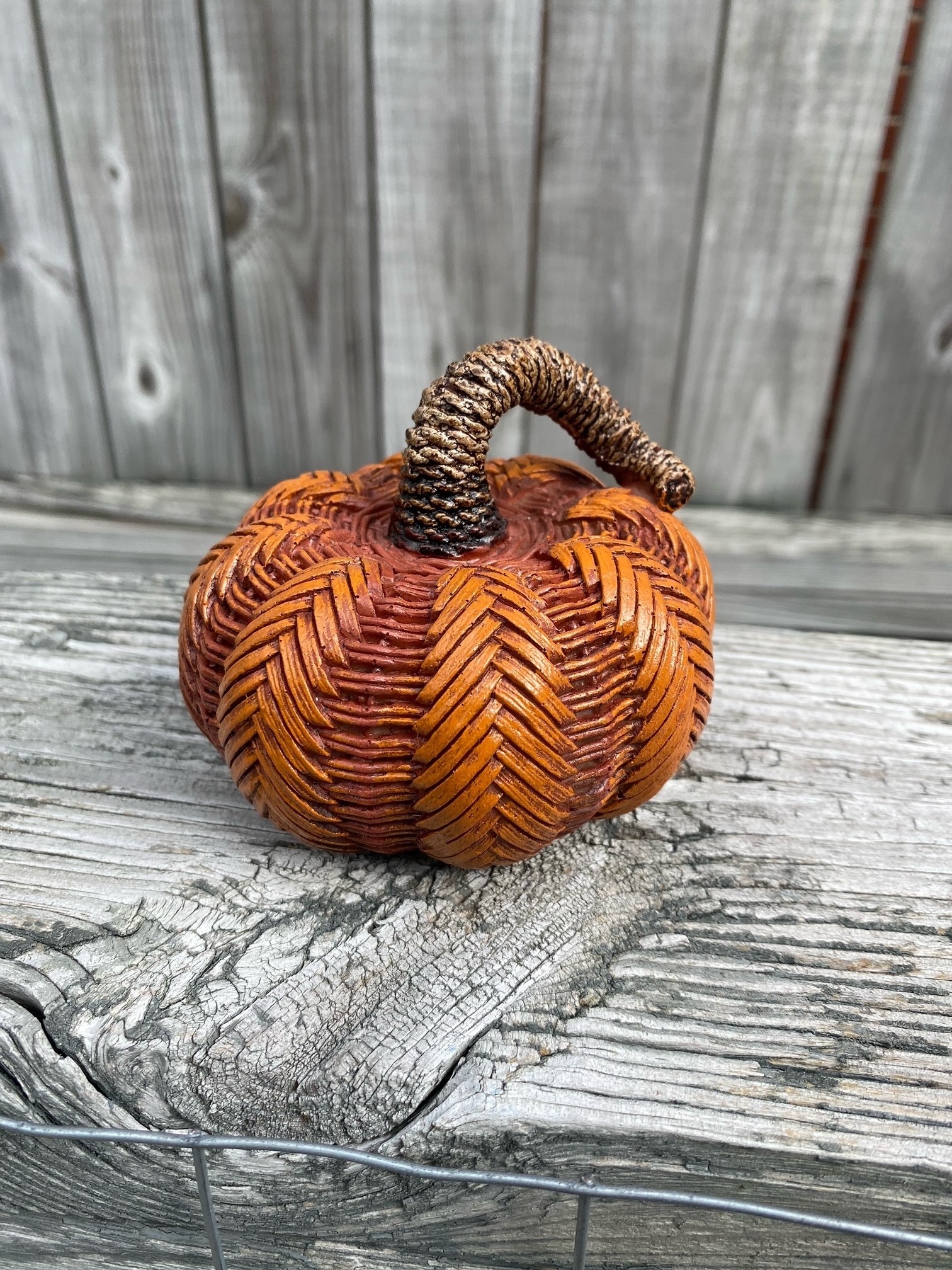 Resin Harvest Wicker Pumpkin (3-Styles)