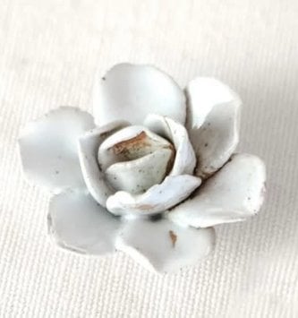 Porcelain Flower Magnet