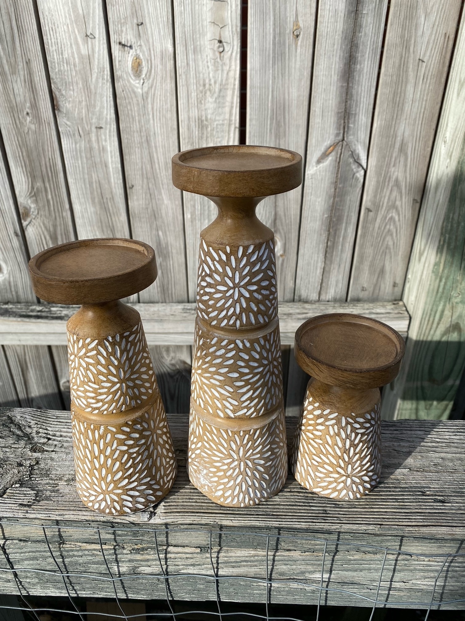 Set of 3 Natural Textured Pillar Candle Holders
