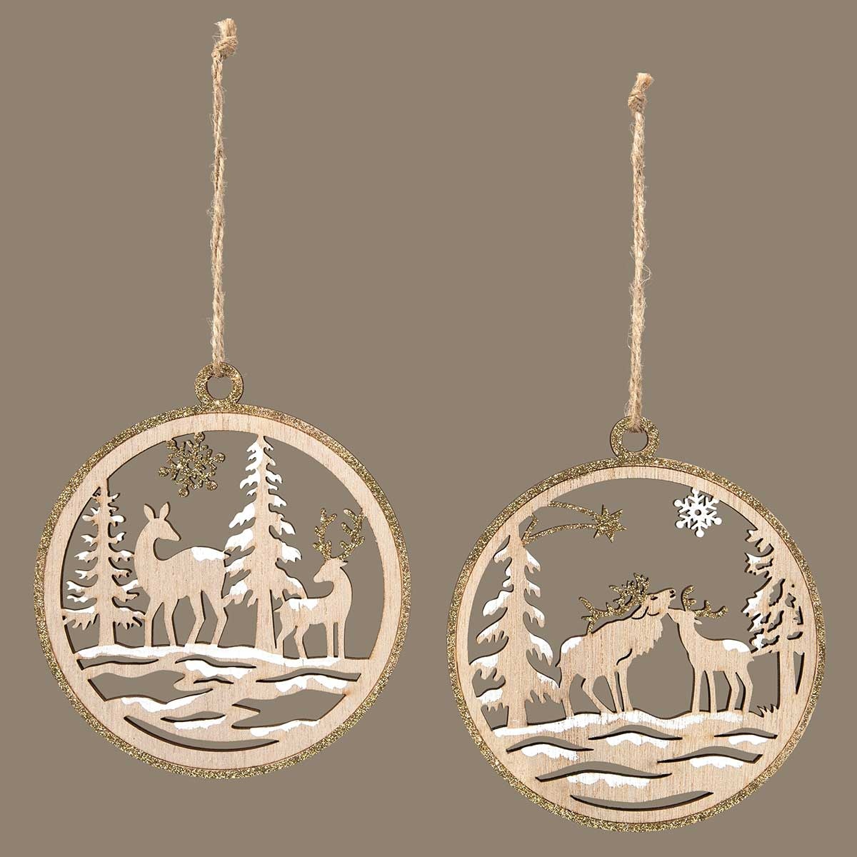 Round Reindeer Scene Wooden Ornament (2-Styles)