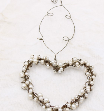 5" Wire Heart with Pearls