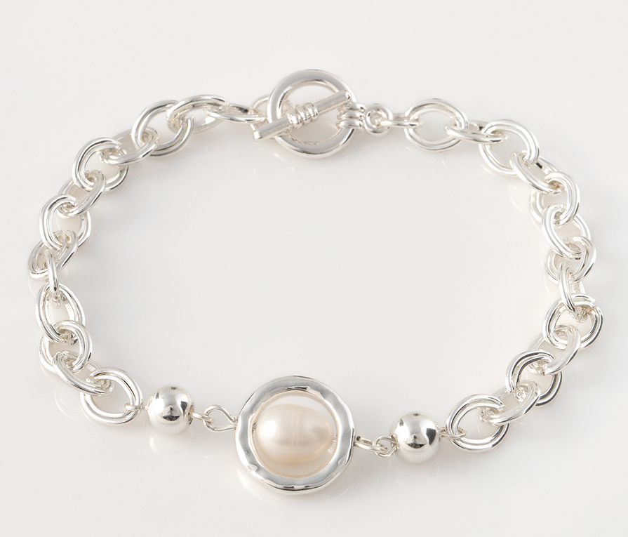 Silver Circle Pearl Bracelet