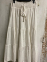Charlie Paige Tiered Ruffled White Skirt by: Charlie Paige