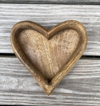 7.25" Wooden Heart Tray