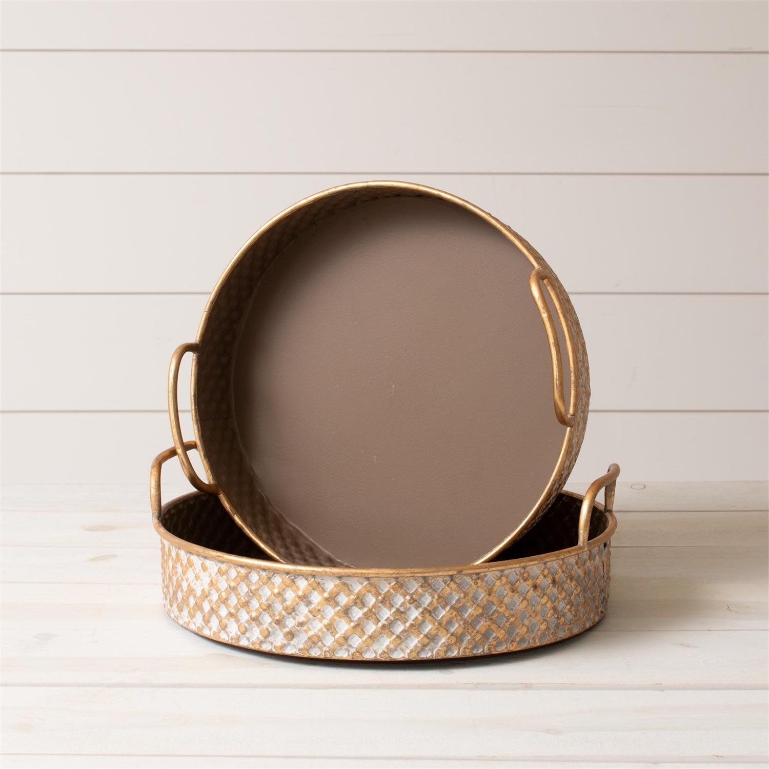 Round Embossed Gold & White Lattice Tray (2-Sizes)