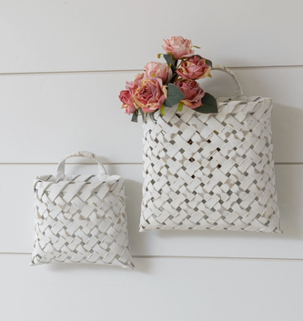 White Distressed Wall Basket (2-Sizes)