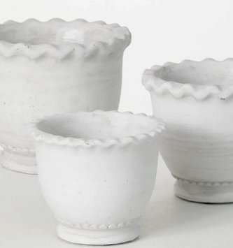Scalloped Edge Cement Pot (3-Sizes)