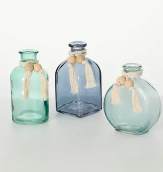 Glass Vase With Rope Tassel