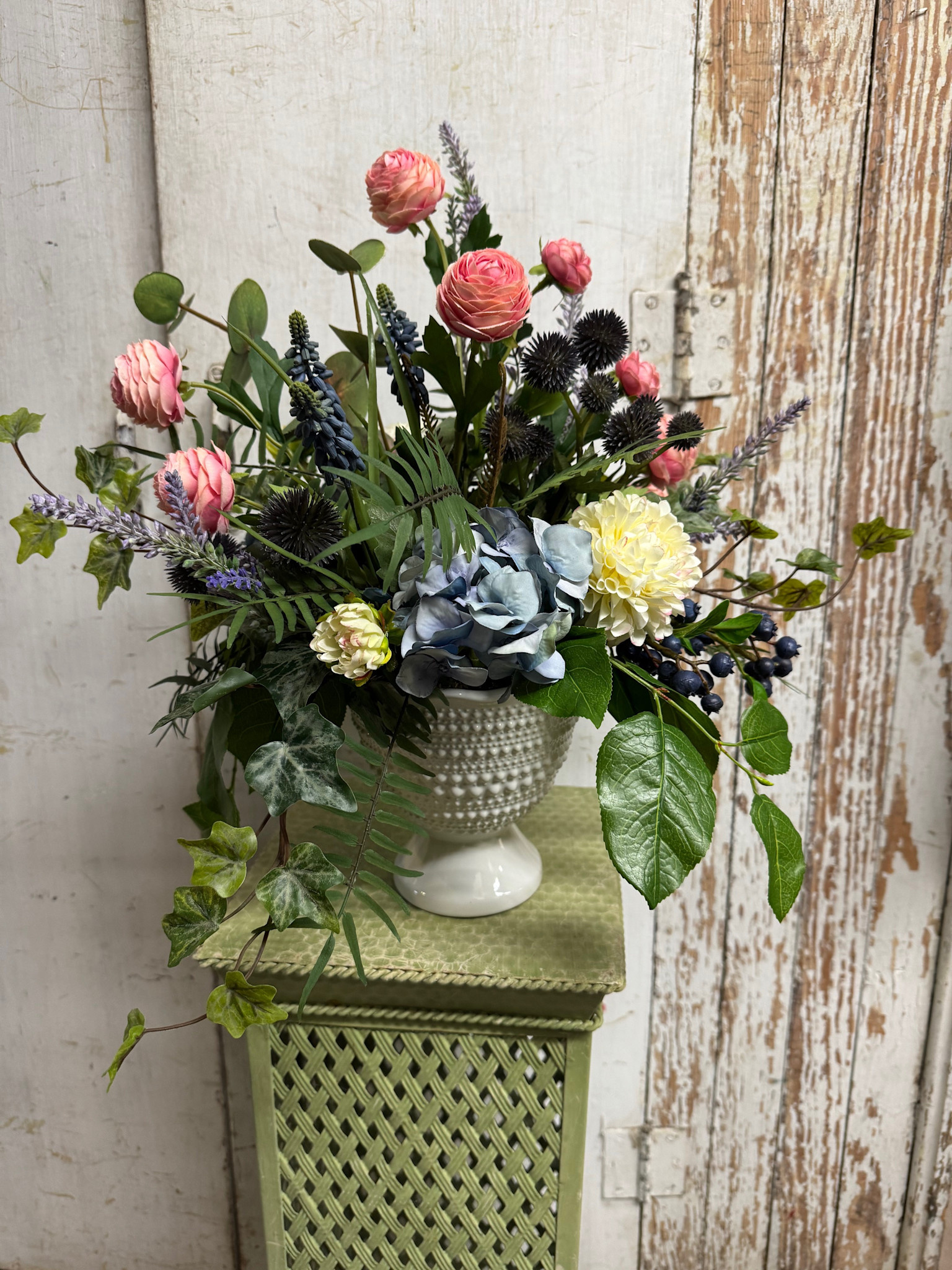 Custom Bloom & Breeze Table Arrangement