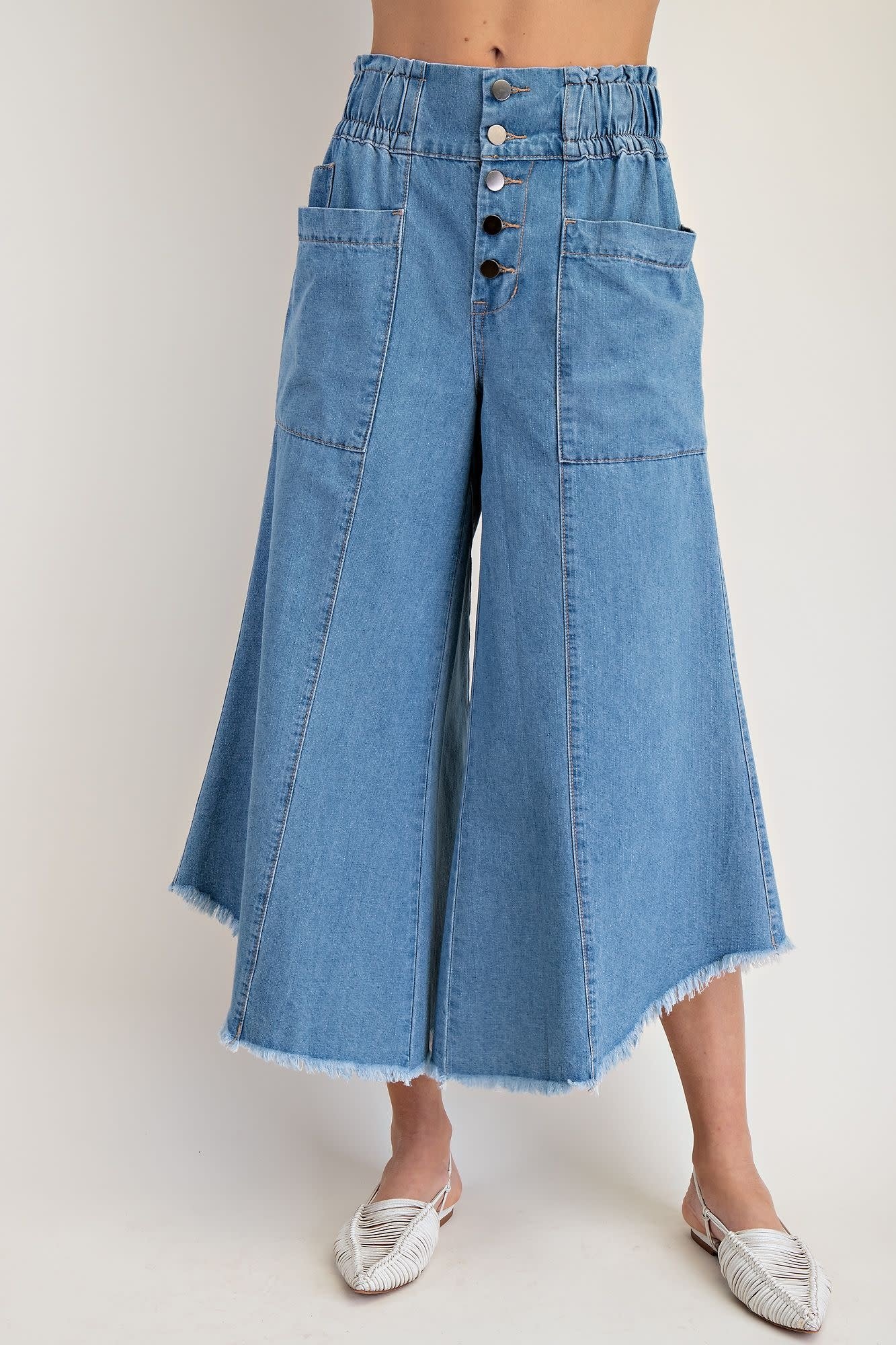 Easel Washed Denim Frayed Edge Jean By: Easel