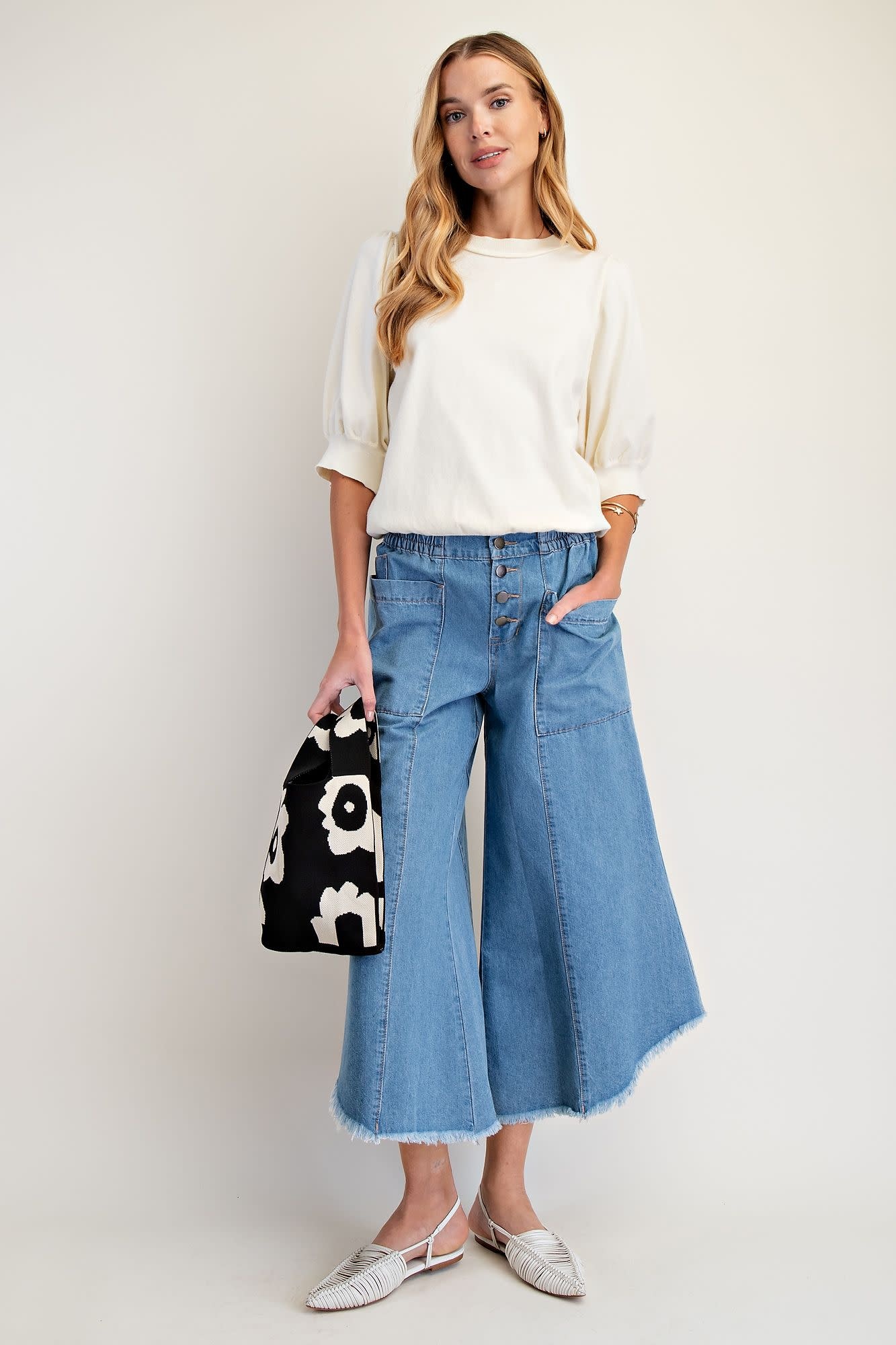 Easel Washed Denim Frayed Edge Jean By: Easel