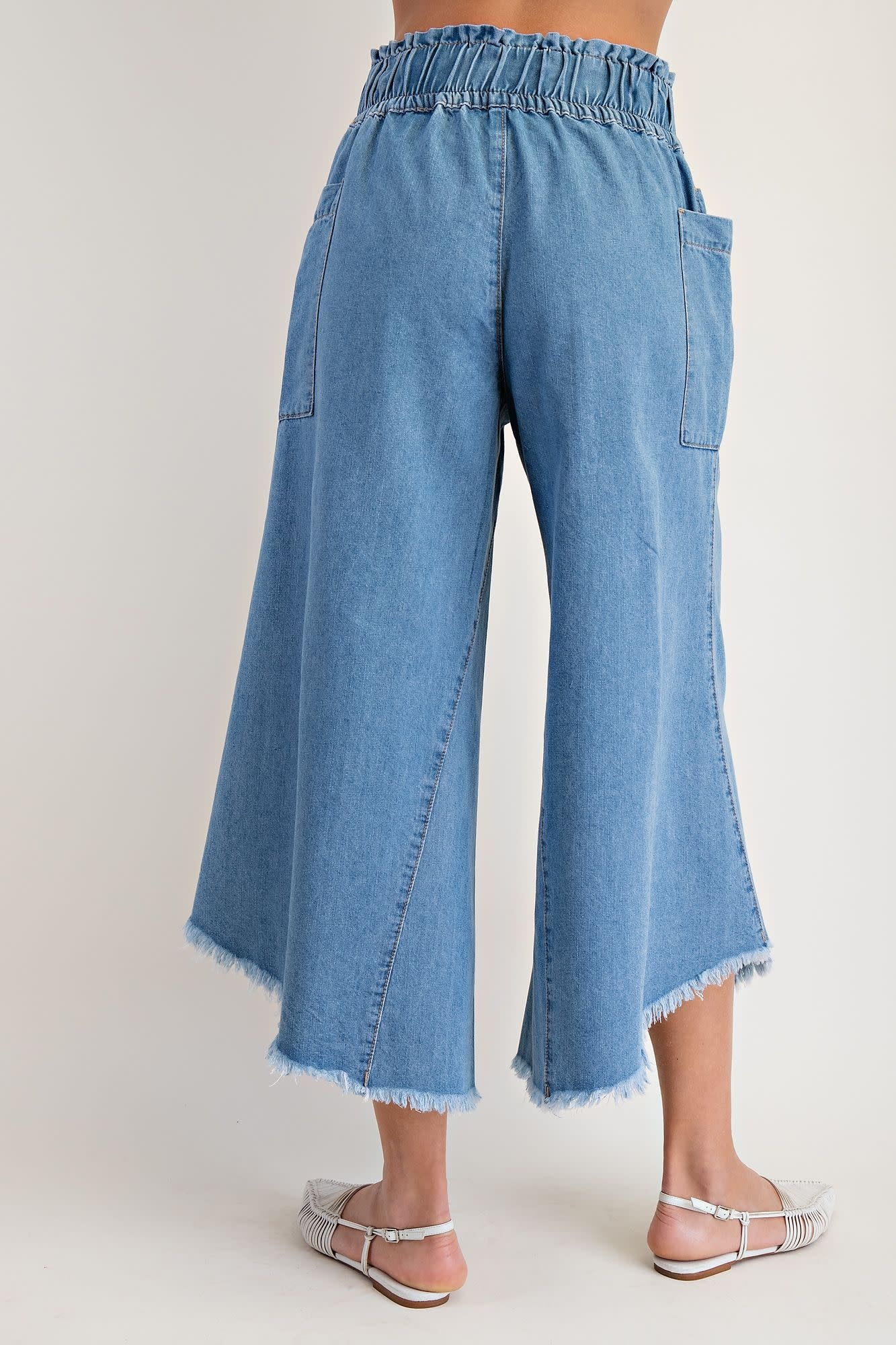 Easel Washed Denim Frayed Edge Jean By: Easel