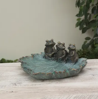 Triple Frog Leaf Bird Feeder