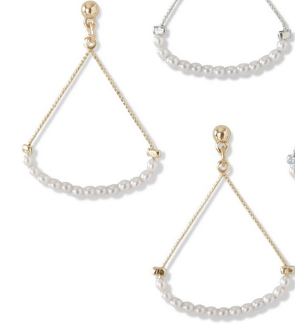 Teardrop Pearl Earring