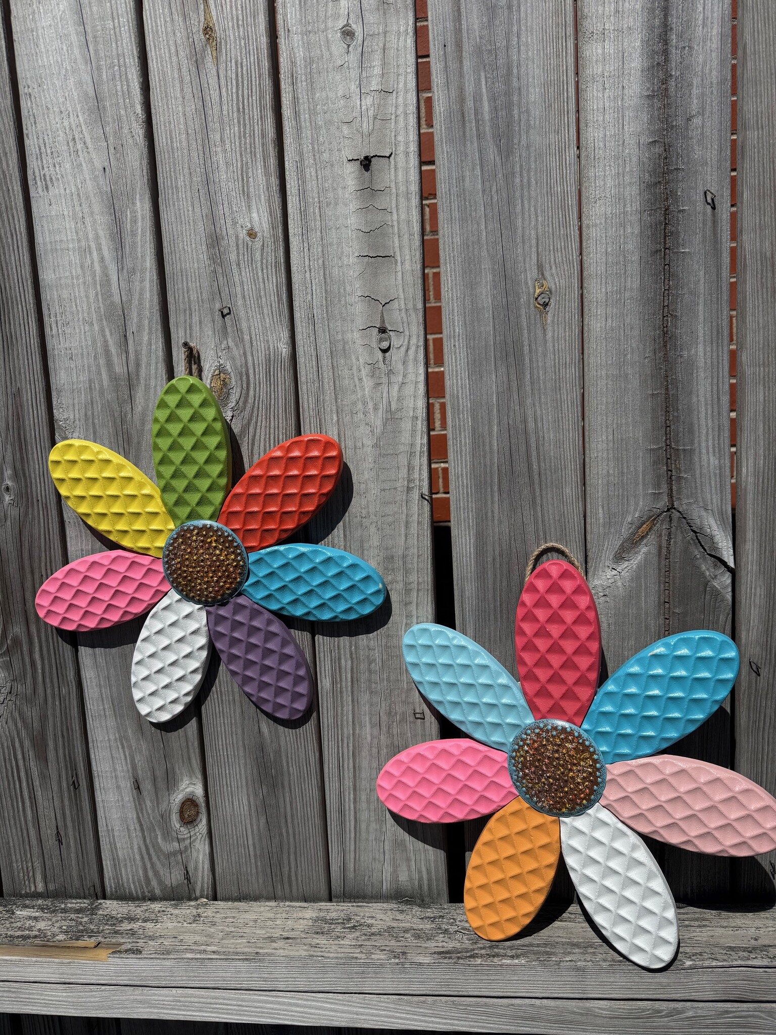 Whimsical Textured Wall Flower (2-Styles)