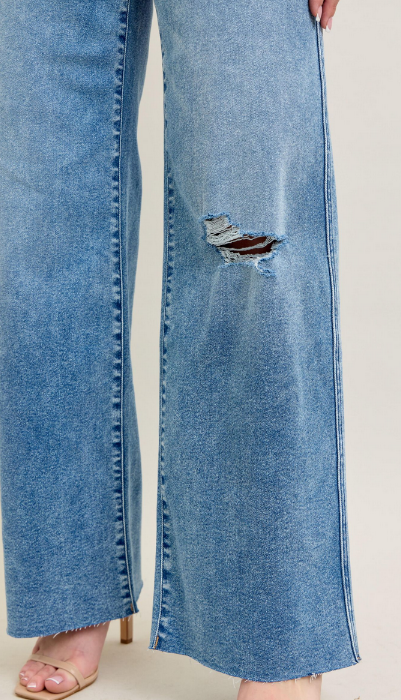Judy Blue Vintage Wash Wide Leg Jeans By: Judy Blue