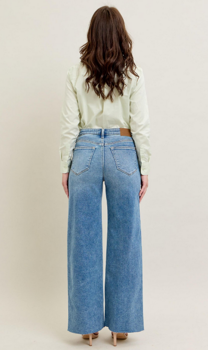 Judy Blue Vintage Wash Wide Leg Jeans By: Judy Blue