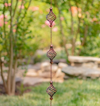 Hanging Metal Swirl Rain Chain