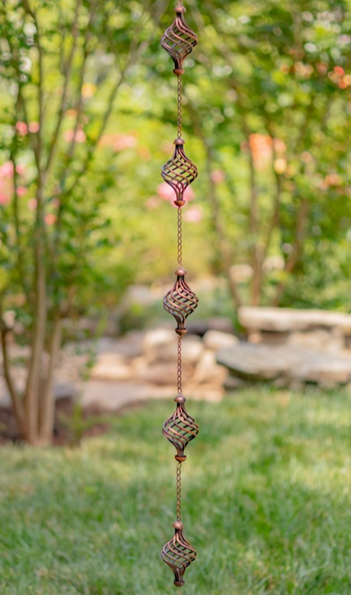 Hanging Metal Swirl Rain Chain