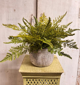 Custom Lace Fern in Textured Wildflower Vase