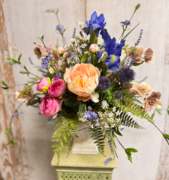 Custom Cottage Garden Arrangement
