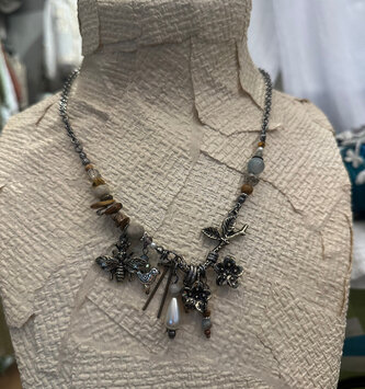 Flora Trinkets Necklace