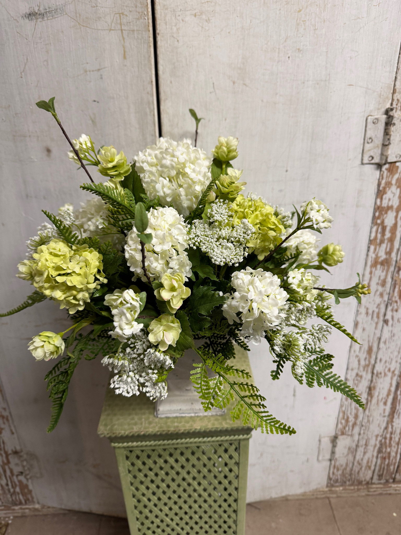 Custom Two Tone Snowball Arrangement